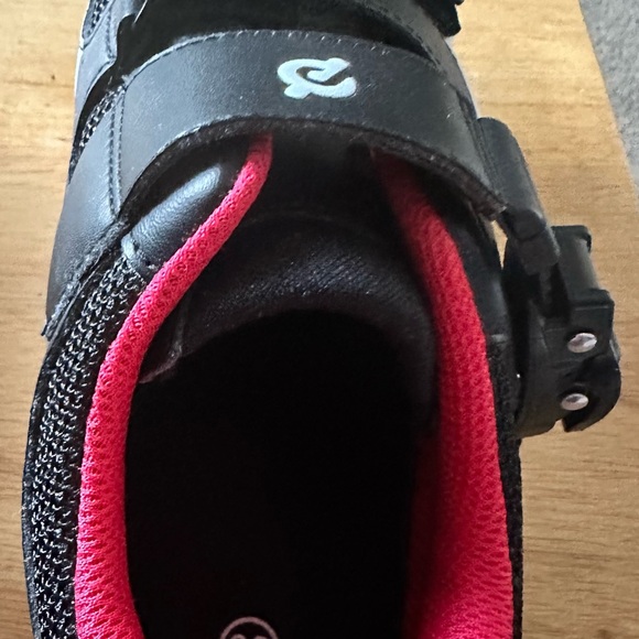 Peloton Cycling Shoes - Picture 4 of 4